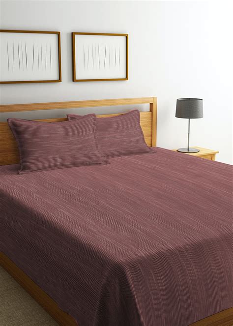 Get Maroon Cotton Woven Design Double King Bedcover with 2 Pillow ...