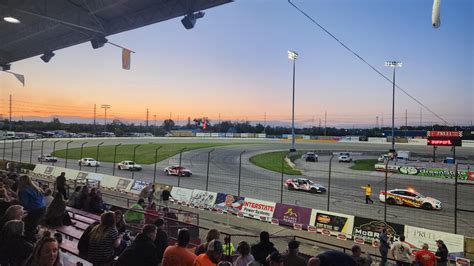 News | Cedar Rapids Upcoming Event Information | Hawkeye Downs Speedway ...