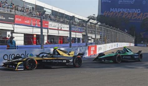 High speed thrills in Hyderabad as e-cars zoom past banks of Hussain ...
