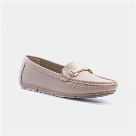 Bata | Shoe Store and Accessories for the Whole Family