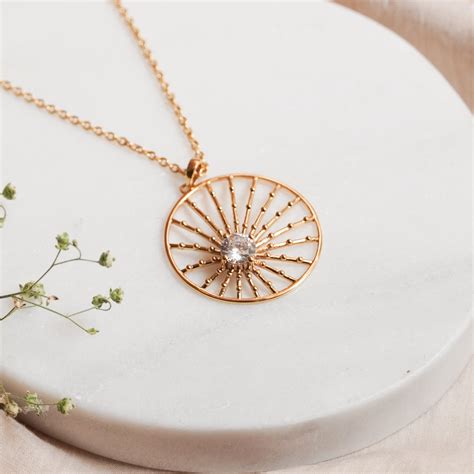 The Golden Grace Pendant Necklace – Miira