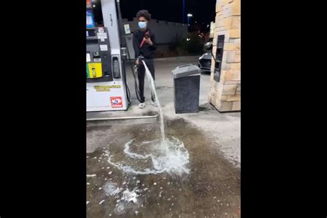 Shocking video: Suspect sprays gas from pumps in Northeast Minneapolis ...