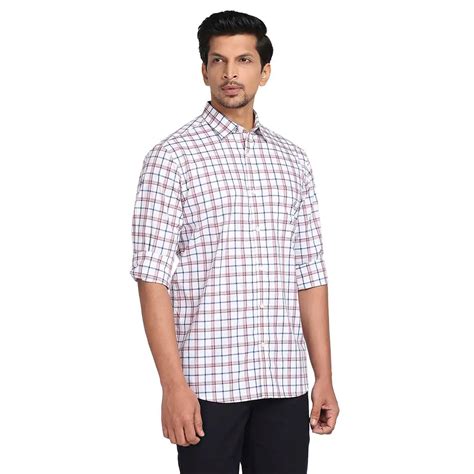 Men Red Tailored Fit Checks Cotton Full Sleeve Shirts – MyRaymond