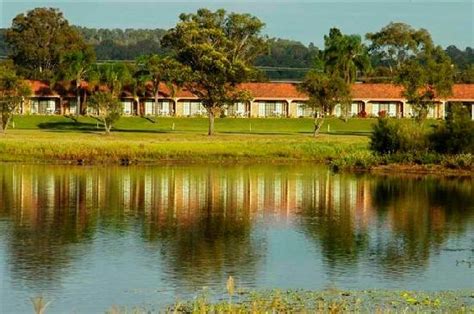 LAKESIDE LODGE MOTEL (Lismore) - Motel Reviews, Photos, Rate Comparison ...