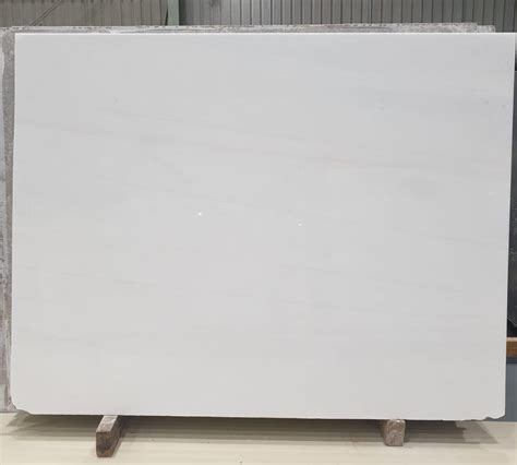 Lasa White Marble – Rynestone