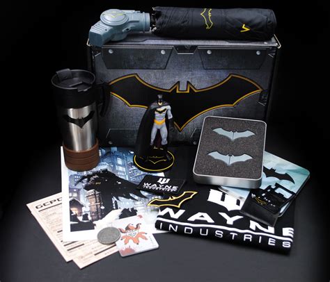 Batman box from World's Finest collection. | Batman gifts, Batman theme ...