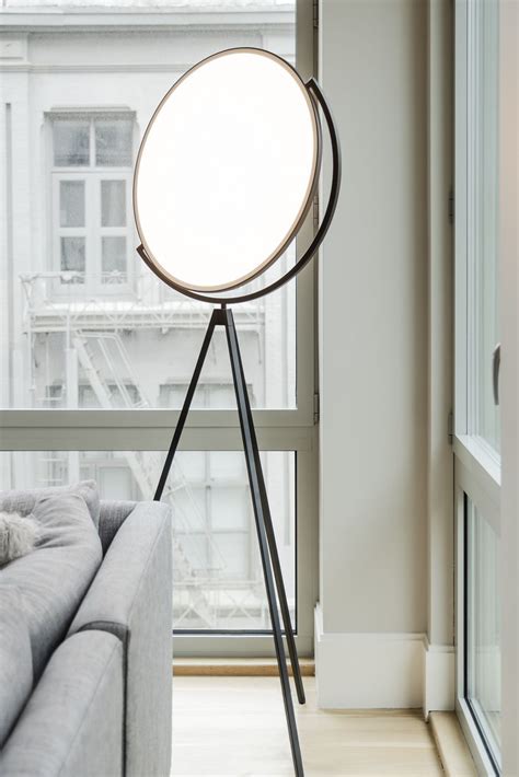 Modern Tripod Superloon Floor Lamp, Black - Satulight | Black tripod ...