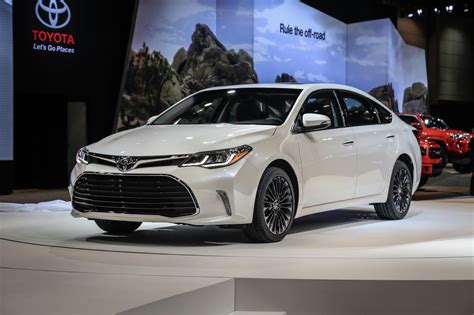 Toyota Avalon 2016