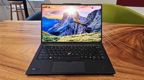 Lenovo ThinkPad X1 Carbon (Gen 12) Review: Light in Weight, Heavy in AI ...