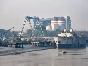 abg shipyard fraud: ABG Shipyard's former chairman Rishi Agarwal ...