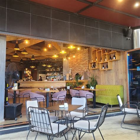 PASTICERI LIKAJ LUNGOMARE, Vlore - Restaurant Reviews, Phone Number ...