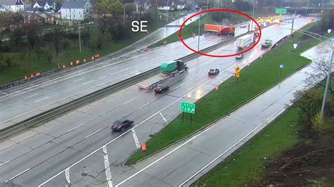 Semi jackknifes on northbound I-43 in Milwaukee; caught on camera ...