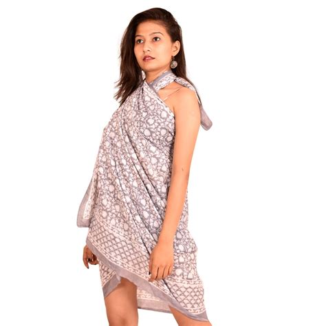 Why Cotton Sarongs Are Better Than Polyester | CraftJaipur