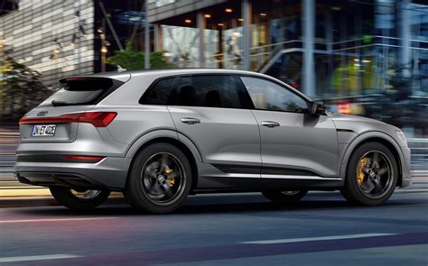 Audi e-tron S-Line SUV e Sportback 2022 ganham versão Black Edition