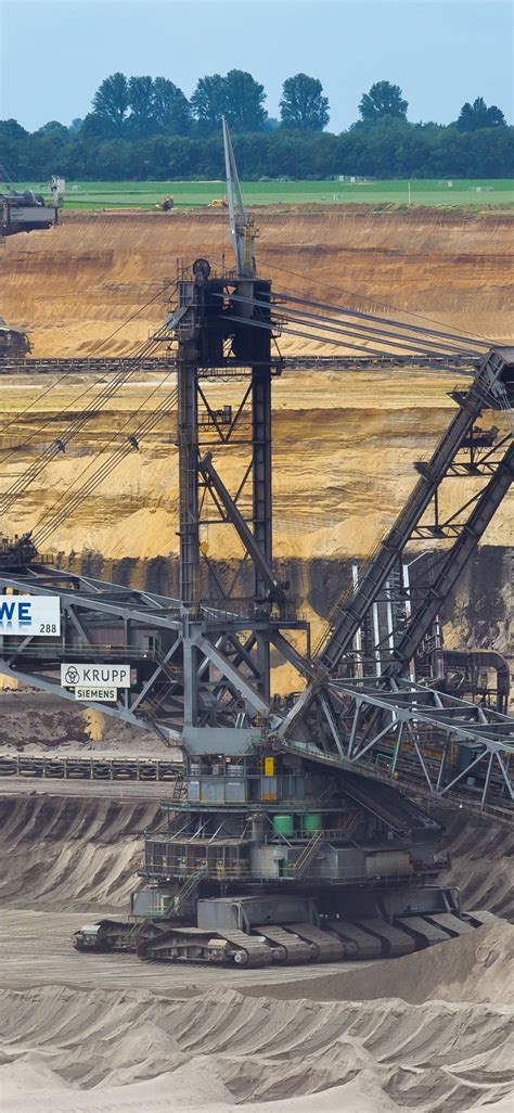 Download wallpaper excavator, quarry, bucket wheel excavator, section ...