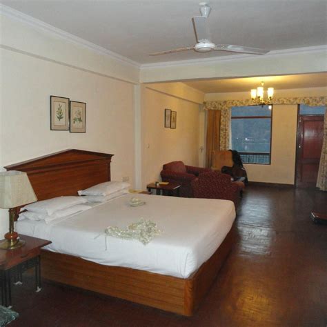 CLASSIC THE MALL (Nainital) - Resort Reviews, Photos, Rate Comparison ...