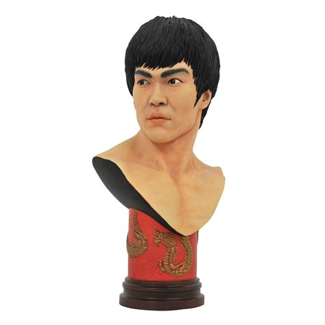 Diamond Select Movie Legends In 3D 1/2 Scale Bust - Bruce Lee ...