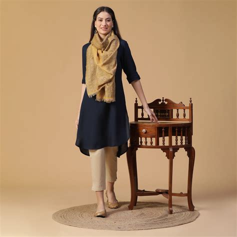 Buy Rafat Gleaming Woven Design Wool Stole Online | Shingora
