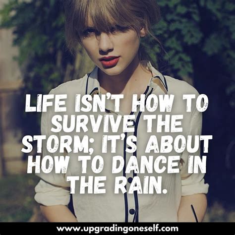 Top 15 Inspirational Quotes From The Sensational Taylor Swift