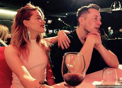 https://www.aceshowbiz.com/images/news/amber-heard-and-elon-musk-vacationing-in-chile.jpg