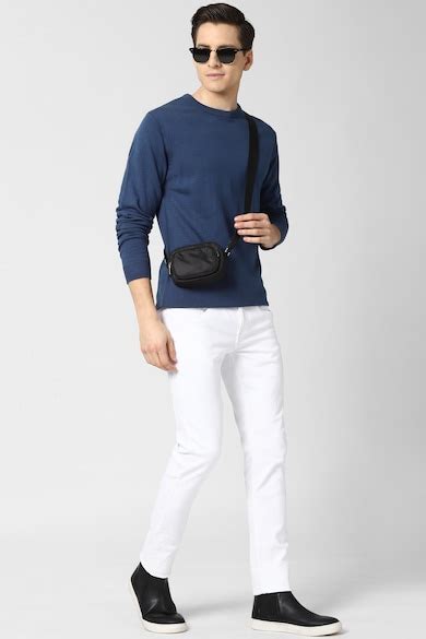 Buy Men Navy Solid Round Crew Neck Sweater Online - 655882 | Peter England