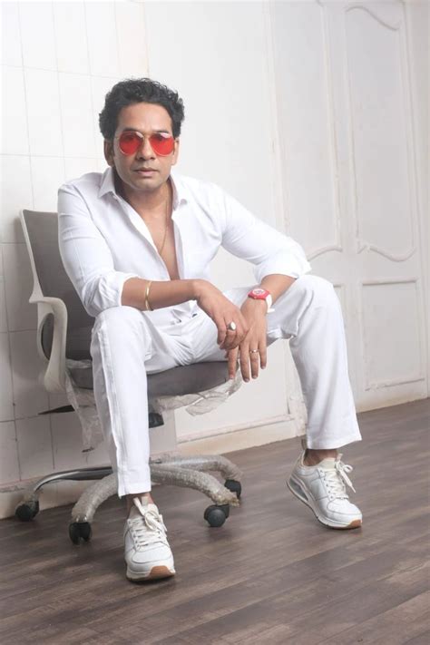 Anuj Kumar Live 的图像结果