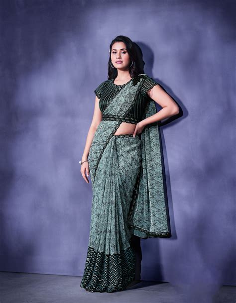Professional Saree Styles: 10 Chic Office Wear Looks – Mohi fashion