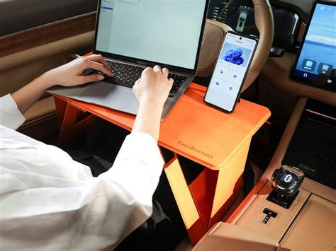 In-Car Work Desks : foldable lap desk