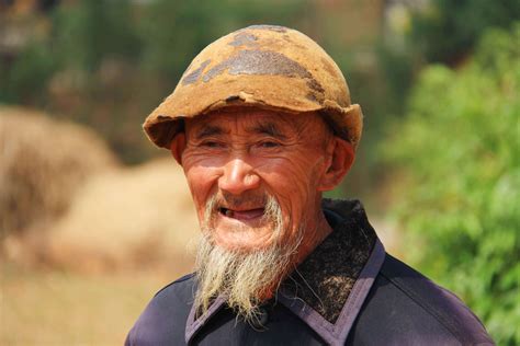 重庆114岁老人离世：喜欢喝酒 113岁时仍干活__中国青年网