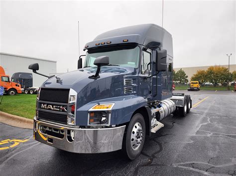 Mack Trucks 2024 Mack Trucks Adds 12 New EV Certified Dealer Locations