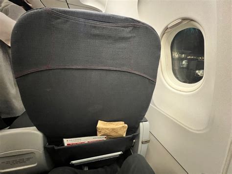 Air Canada Rouge Business Class 的图像结果