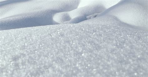 Cryogenic cleaning tailored to rubber and plastics | A Linde Company