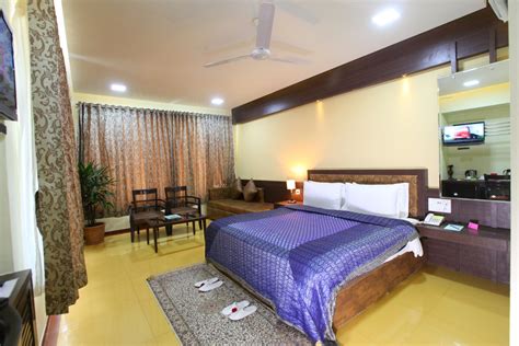 Best 3 Star Hotel in Saputara | Shilpi Hill Resort