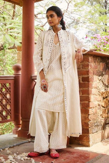 Gulabo by Abu Sandeep-Shop Designer Kurta Sets, Sarees, Lehengas Online