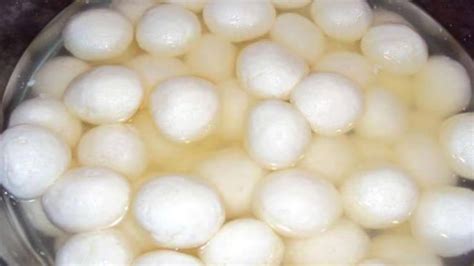 6 injured as fight breaks out over shortage of rasgullas at Agra ...