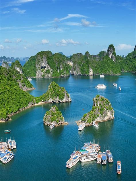 Download wallpaper Vietnam, boats, Halong Bay, section nature in ...
