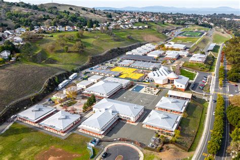 Hercules High School in Hercules, CA - Homes.com