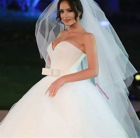 Classy Bride 的图像结果