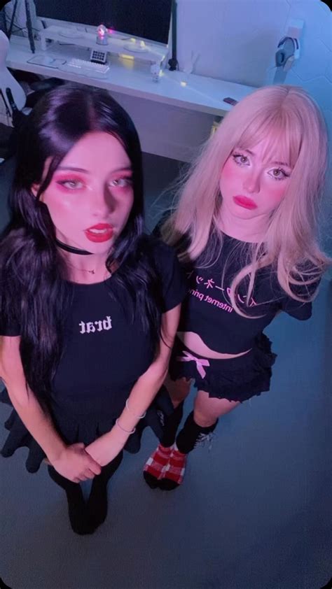 Juliaburchcosplay (@juliaburchcosplay) • Instagram photos and videos