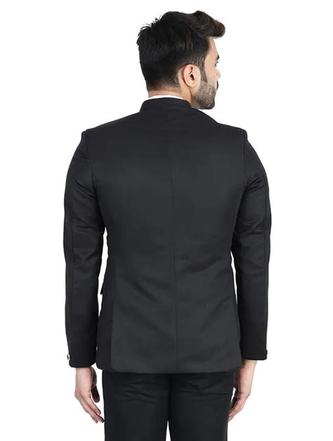 Black Solid Bandhgala Suit – Rundrans