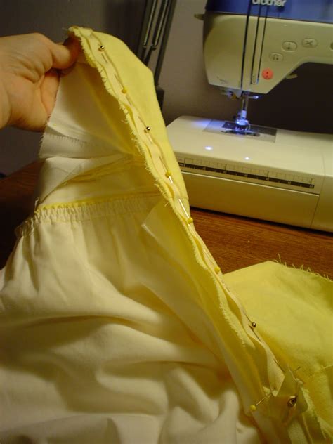 Sewing Invisible Zipper Tutorial 的图像结果