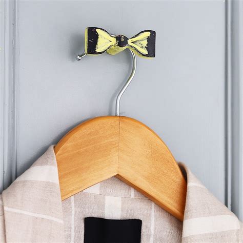 Handmade Yellow and Black Iron Bow Modern Wall Hook