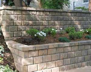 Building Retaining Wall Corners