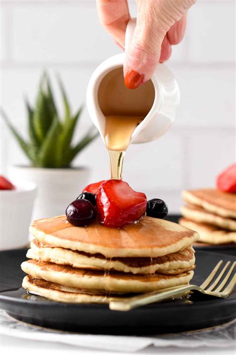 Low-Calorie Pancakes (51kcal, Egg-Free, Dairy-Free) - The Conscious Plant Kitchen