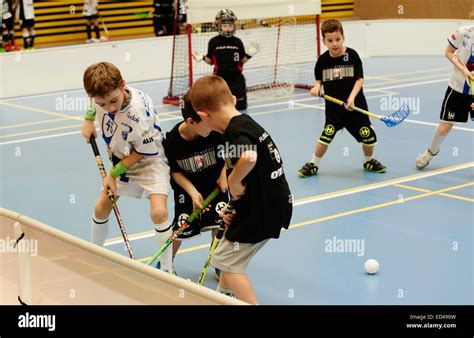 Floor Hockey 的图像结果