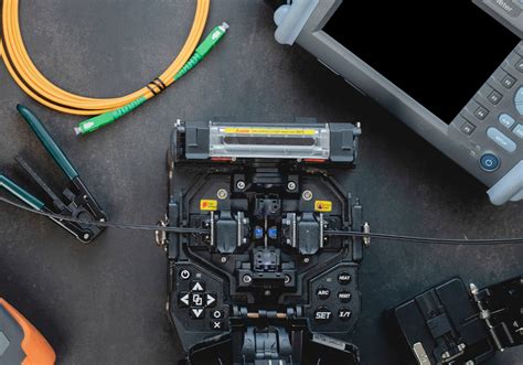 Fiber Splicing - Precision Fiber Services | Vistabeam