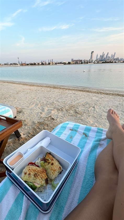 Sommer Rays legs and feet drive me crazy : r/jerkofftoceleb