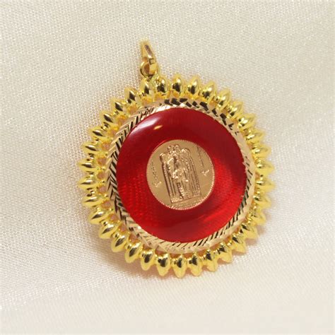 Buy Red Guruvayurappan Locket in India | Chungath Jewellery Online - Rs ...
