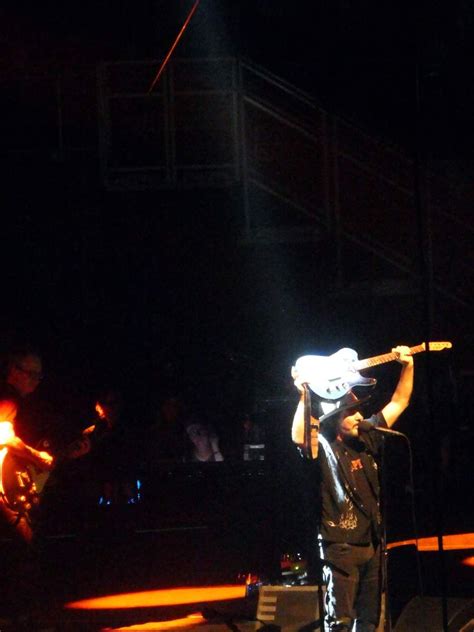 Ed pics from Austin shows : r/pearljam