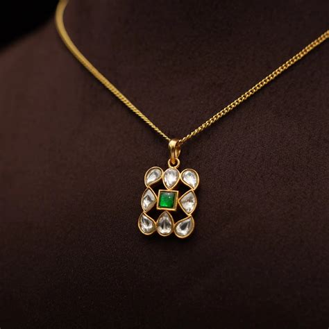 Shop Minimal Necklace for Women Online Starting @ ₹1,650